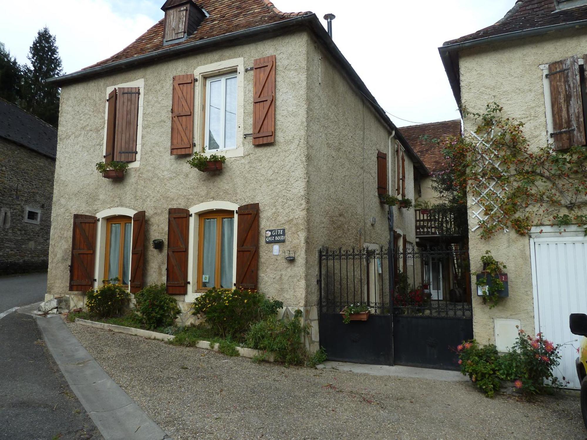 Chez Bouju Hotel Castetnau-Camblong Exterior foto