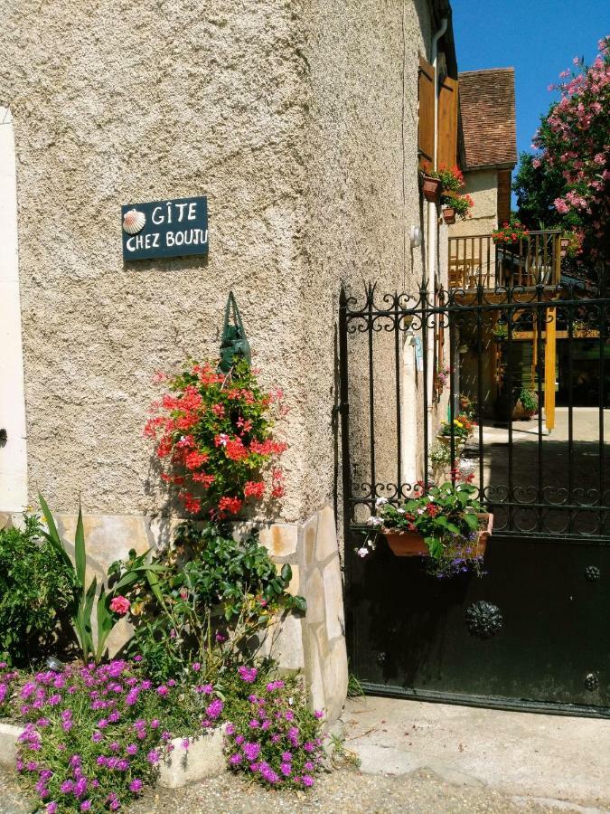 Chez Bouju Hotel Castetnau-Camblong Exterior foto